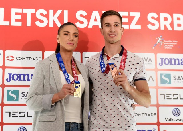 Ivana i Strahinja u jutarnjem programu otkrili kako se postaje pravi šampion!