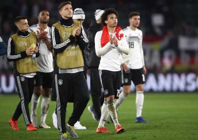 Navijači vređali nemačke fudbalere u toku meča sa Srbijom!