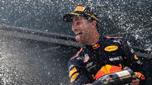 Formula 1 - Rikardo osvojio Veliku nagradu Kine