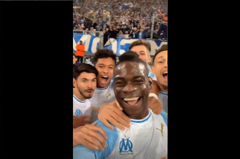 Kako proslaviti gol, ako ne na lajvu na instagramu! (VIDEO)